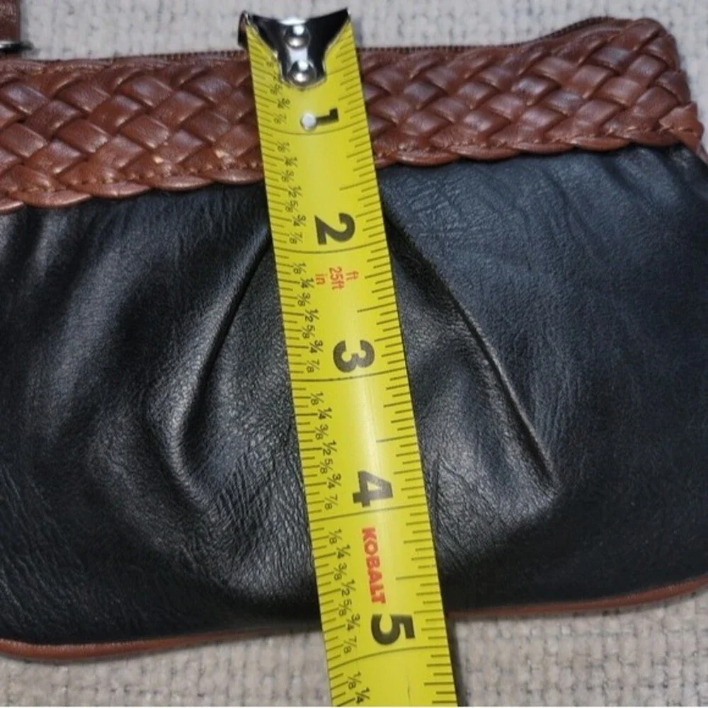 NY&C Wristlet Wallet Brown and  black faux leather - NWT